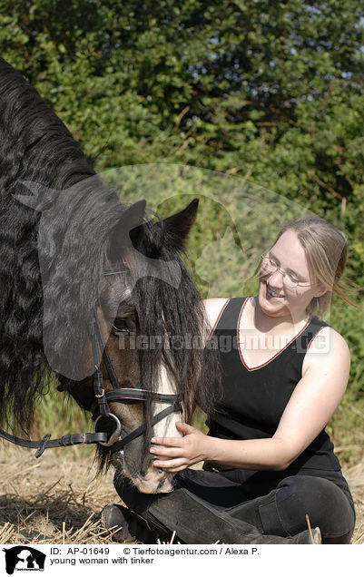 junge Frau mit Tinker / young woman with tinker / AP-01649