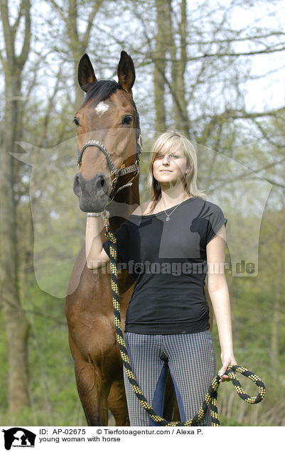 junge Frau mit Pferd / young woman with horse / AP-02675