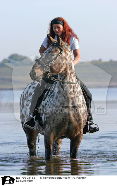 Ritt durchs Wasser / Leisure rider / RR-08168