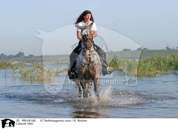 Ritt durchs Wasser / Leisure rider / RR-08180