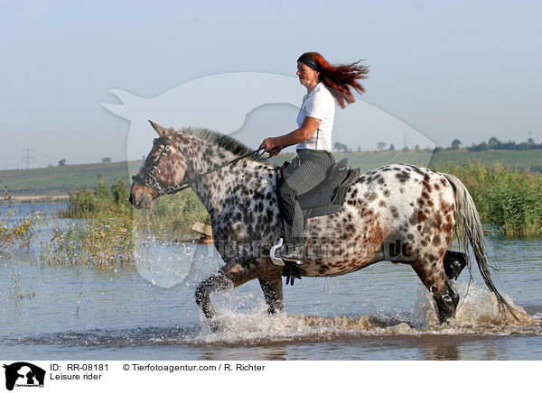Ritt durchs Wasser / Leisure rider / RR-08181