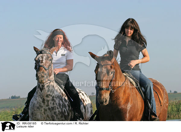 Ritt durchs Wasser / Leisure rider / RR-08185