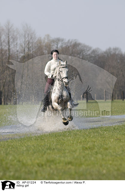 Freizeitreiten / riding girl / AP-01224
