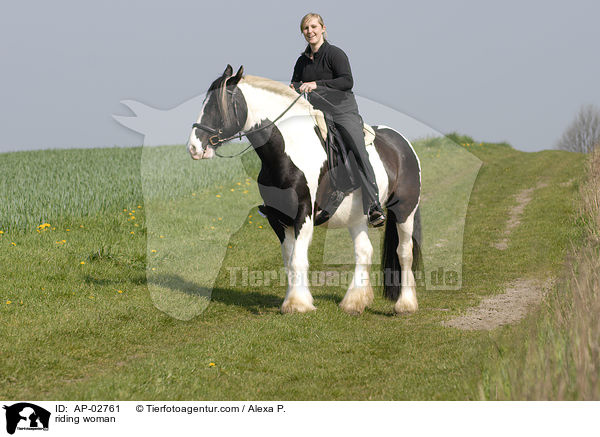 riding woman / AP-02761