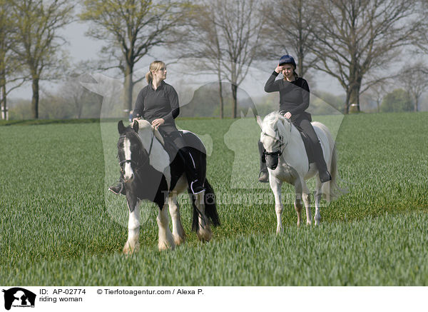 riding woman / AP-02774