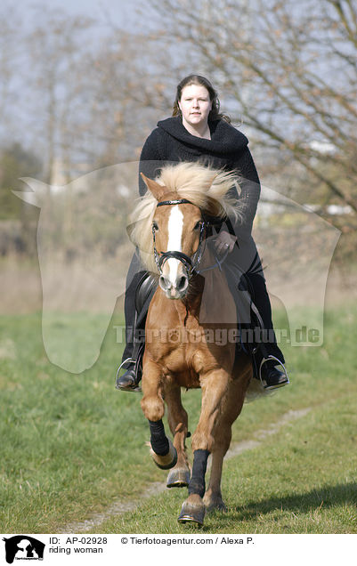 Freizeitreiten / riding woman / AP-02928