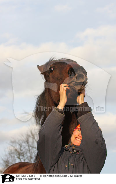 Frau mit Warmblut / woman and warm-blood / MB-01353